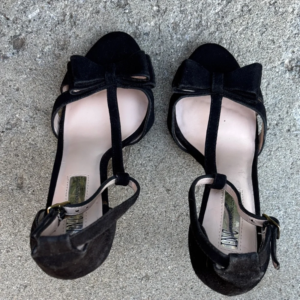 INC International Concepts Reesie Black‎ Leather Bow Heels. 7.5